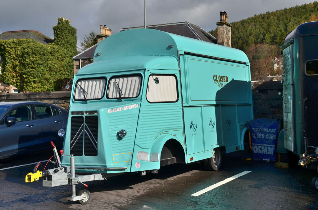 Mobile Bars for Weddings in Surrey